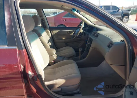 2001 Toyota Camry Le из США, поврежденный, VIN 4T1BG22KX1U764457